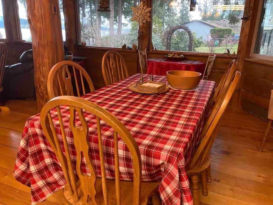 Union Bay Log Home Екстериор снимка